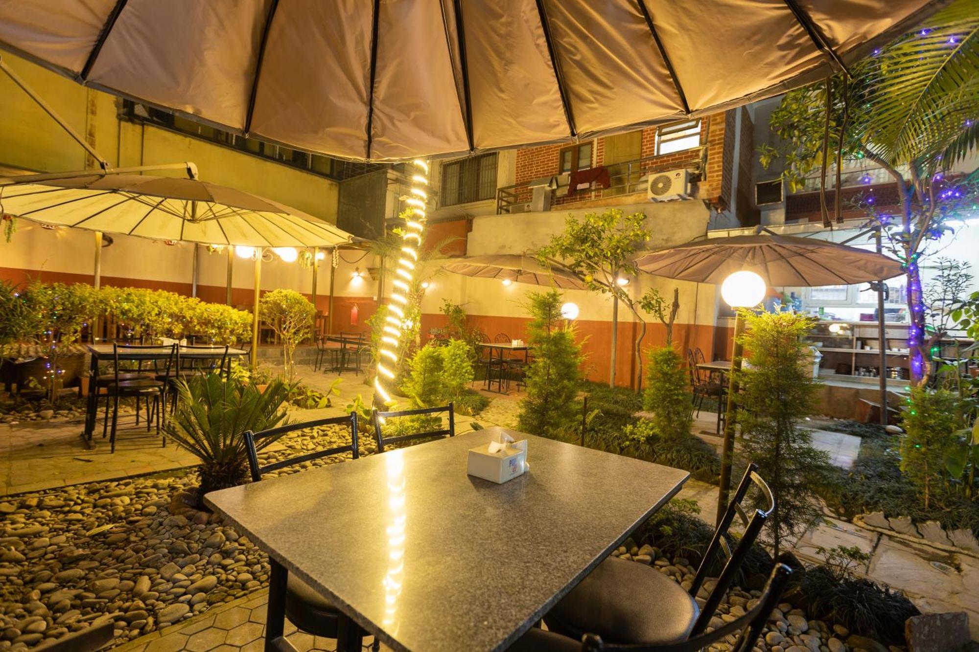 Hotel Sekai Κατμαντού Εξωτερικό φωτογραφία